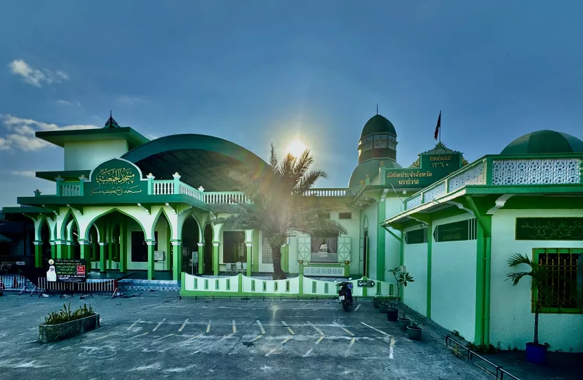 Old central mosque, Al-Jum’iyah Mosque, Narathiwat, Thailand