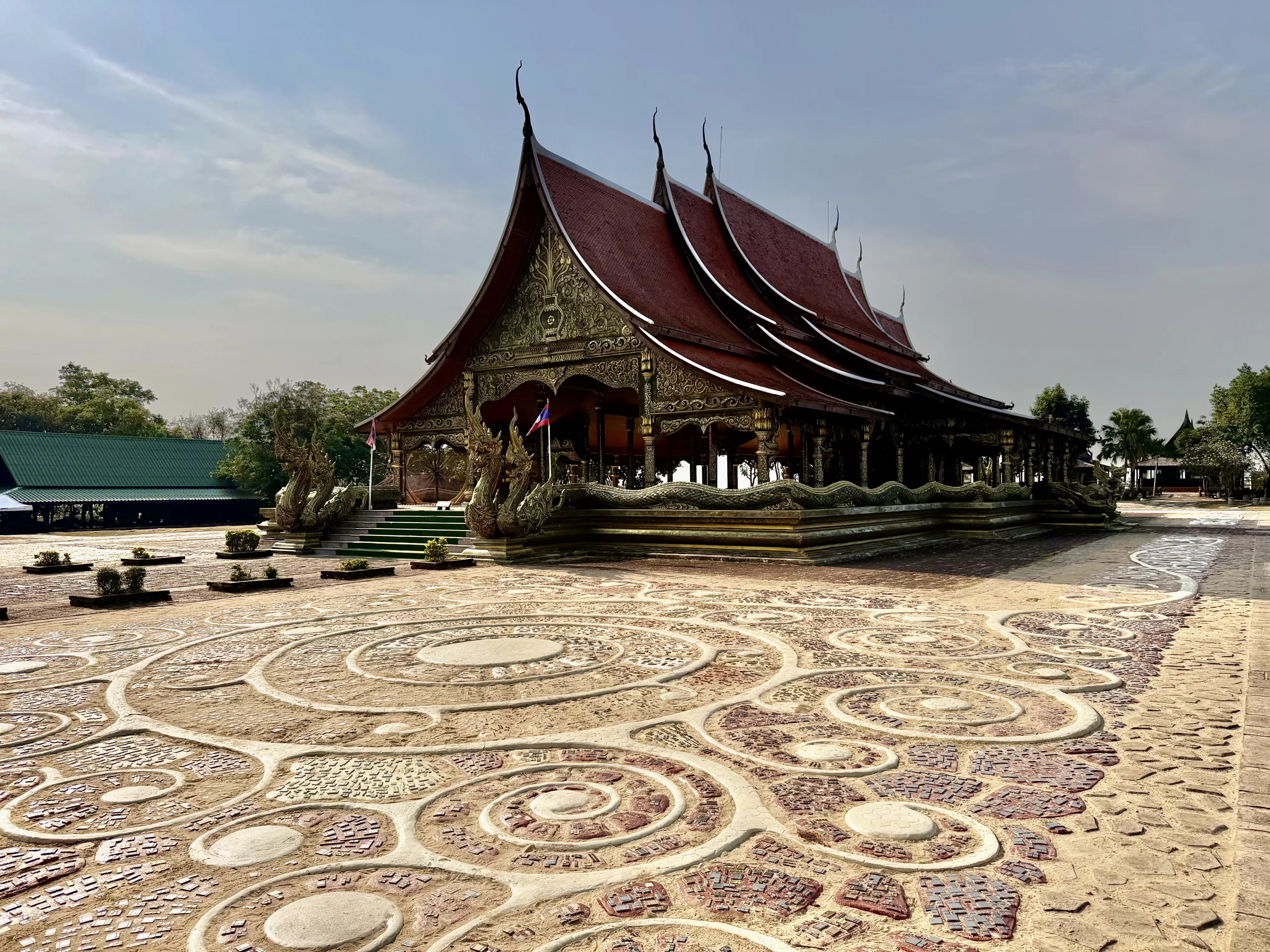 Wat Sirindhorn Wararam Phu Phrao, Thailand