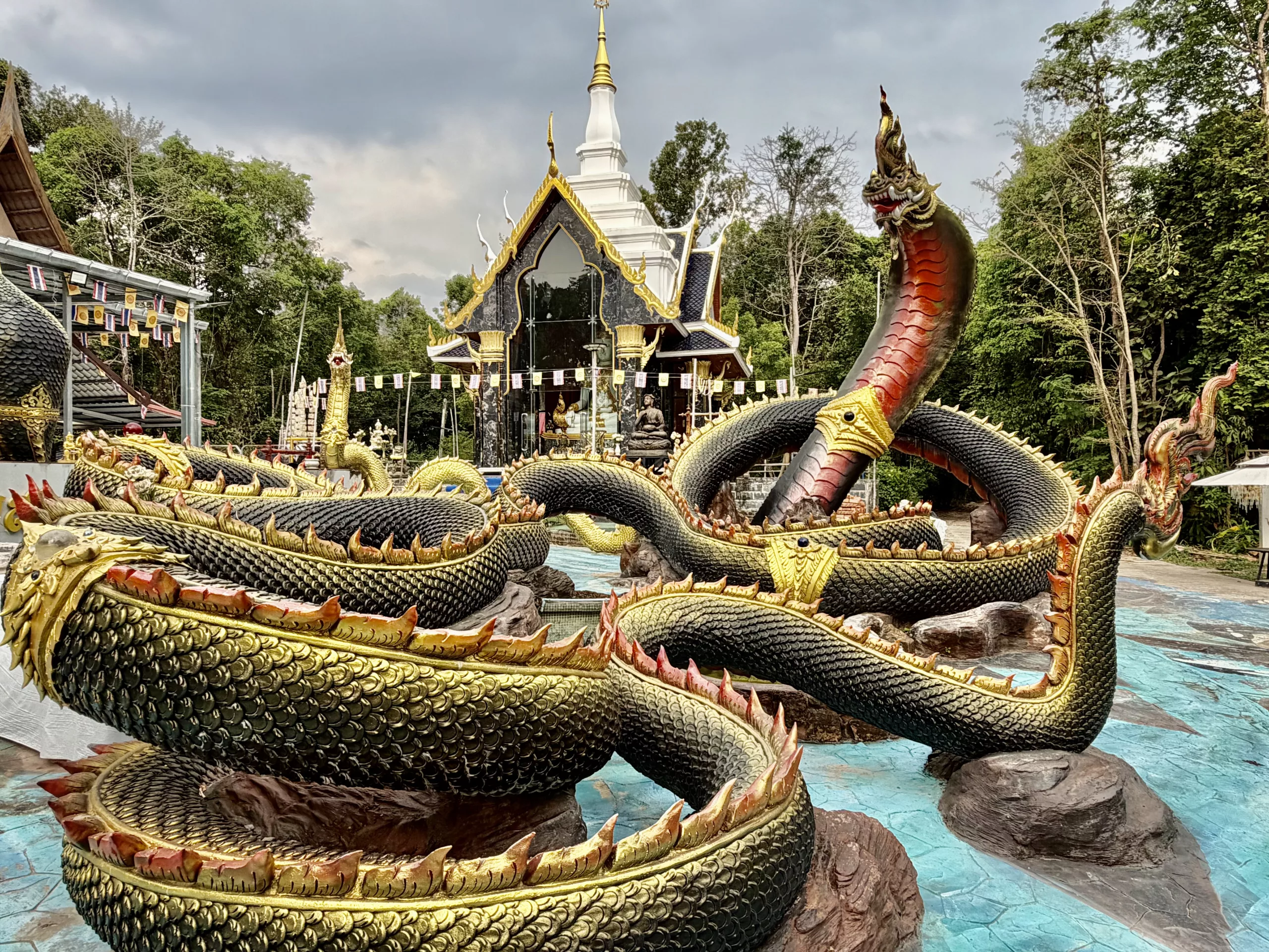 Wat Pa Phai Charoen, Sisaket, Thailand