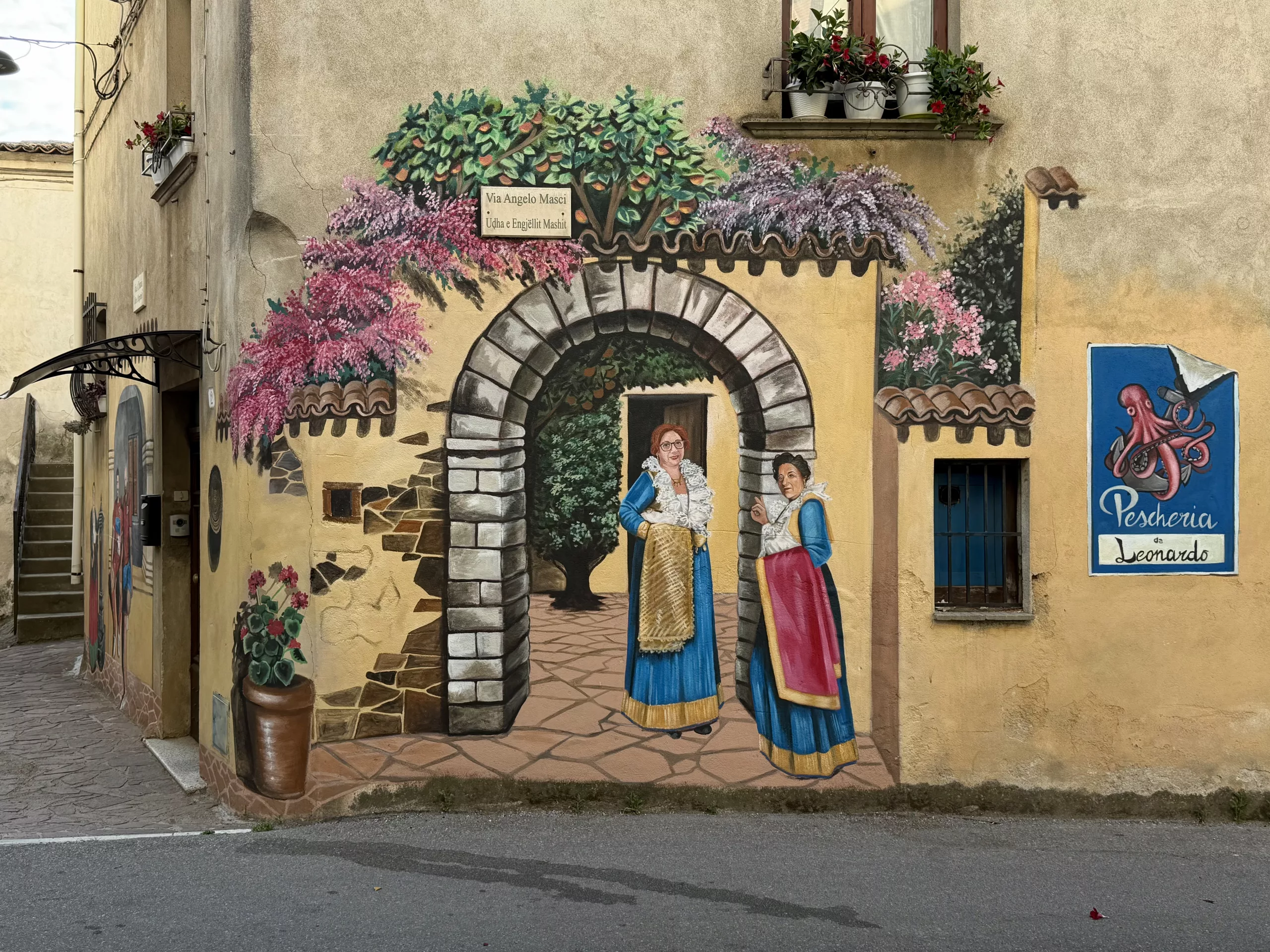 Santa Sofia d‘Epiro, Italy #dustysocks