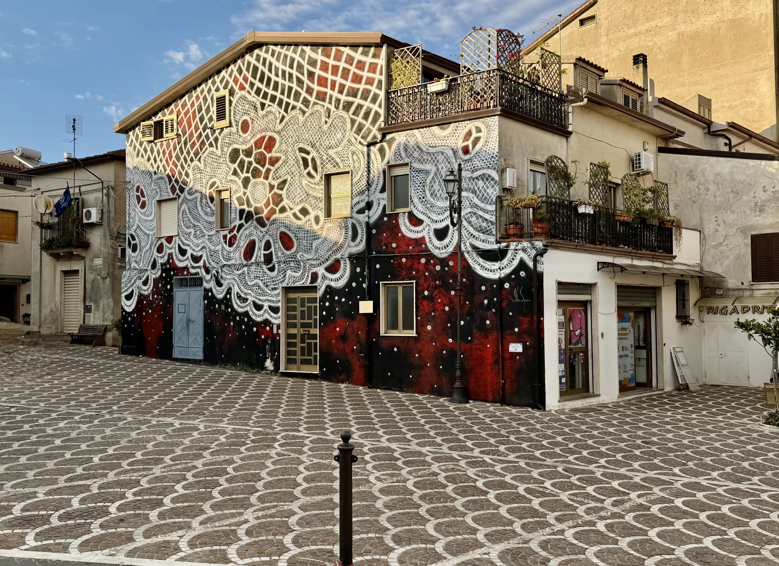 Santa Sofia d‘Epiro, Italy #dustysocks