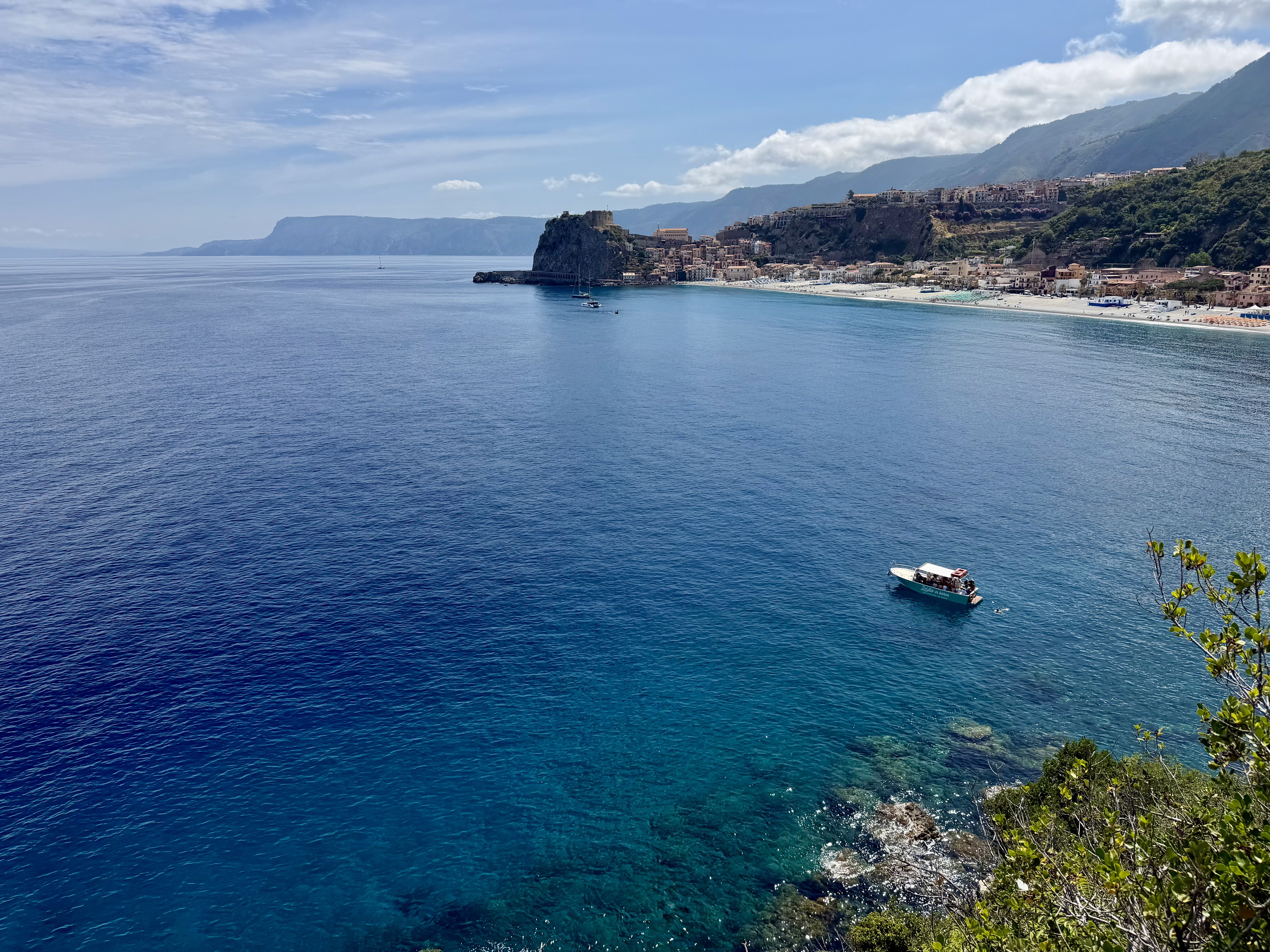 Scilla, Calabria, Italy
#dustysocks
