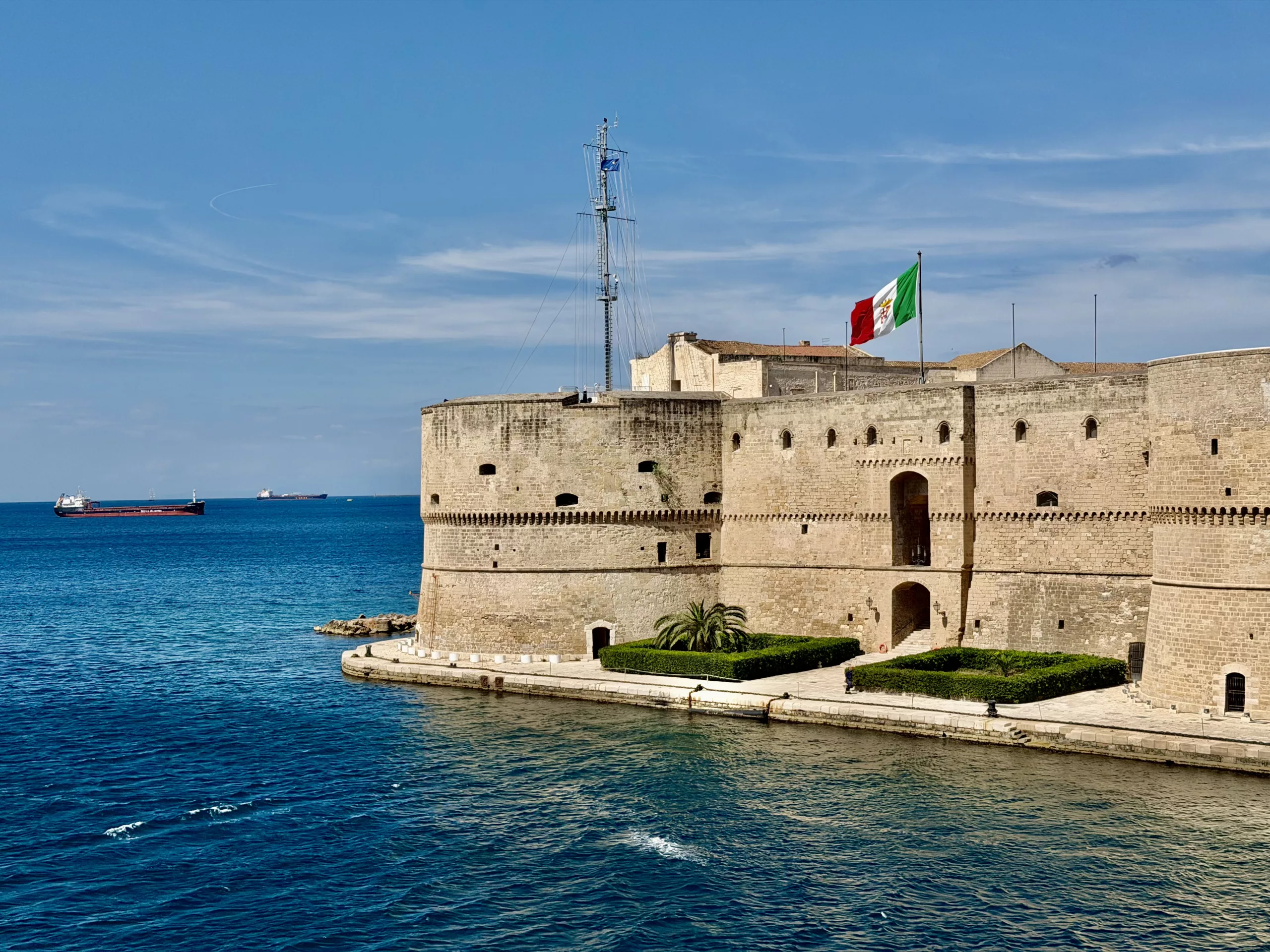 Taranto, Italy
#dustysocks