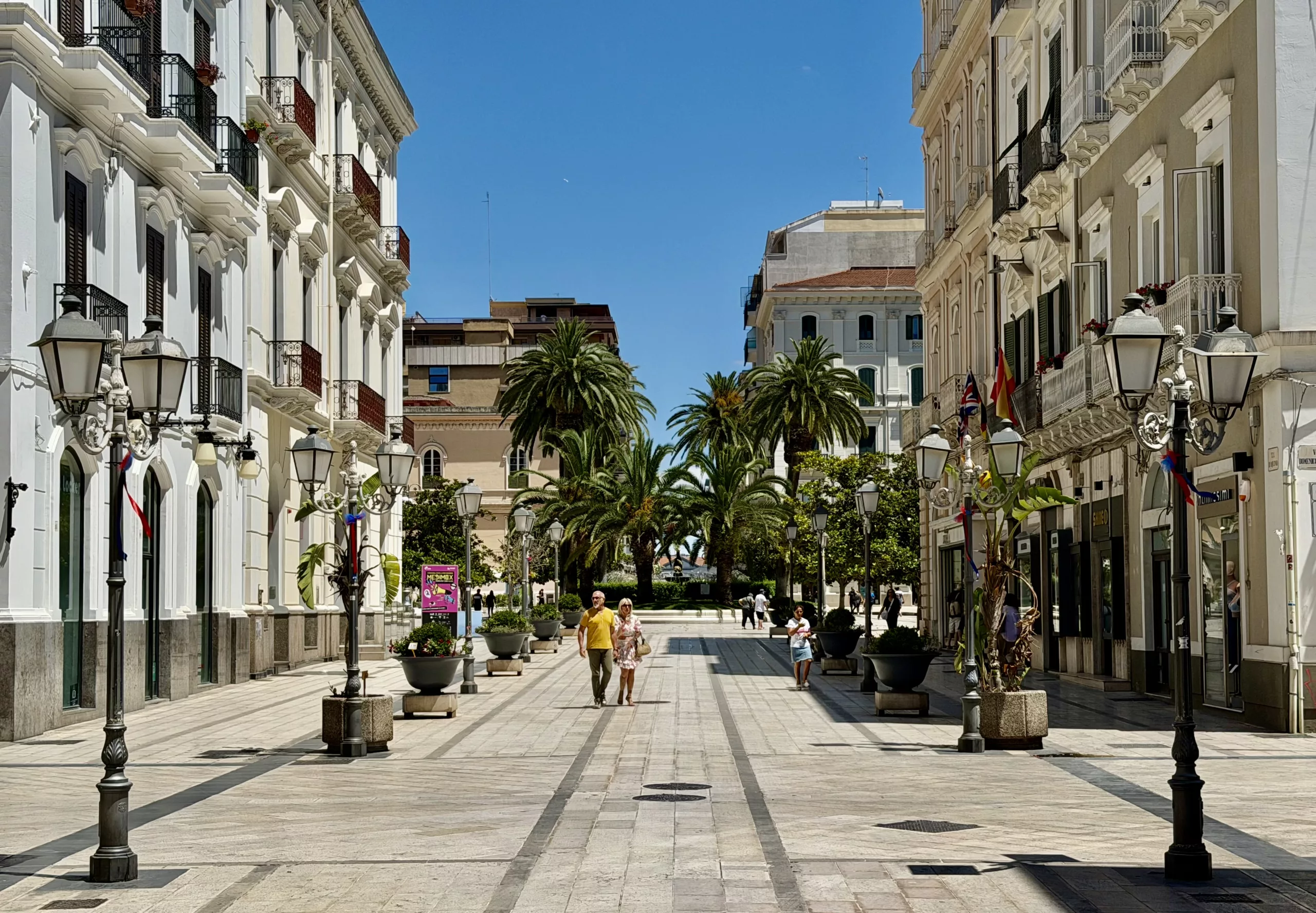 Taranto, Italy
#dustysocks