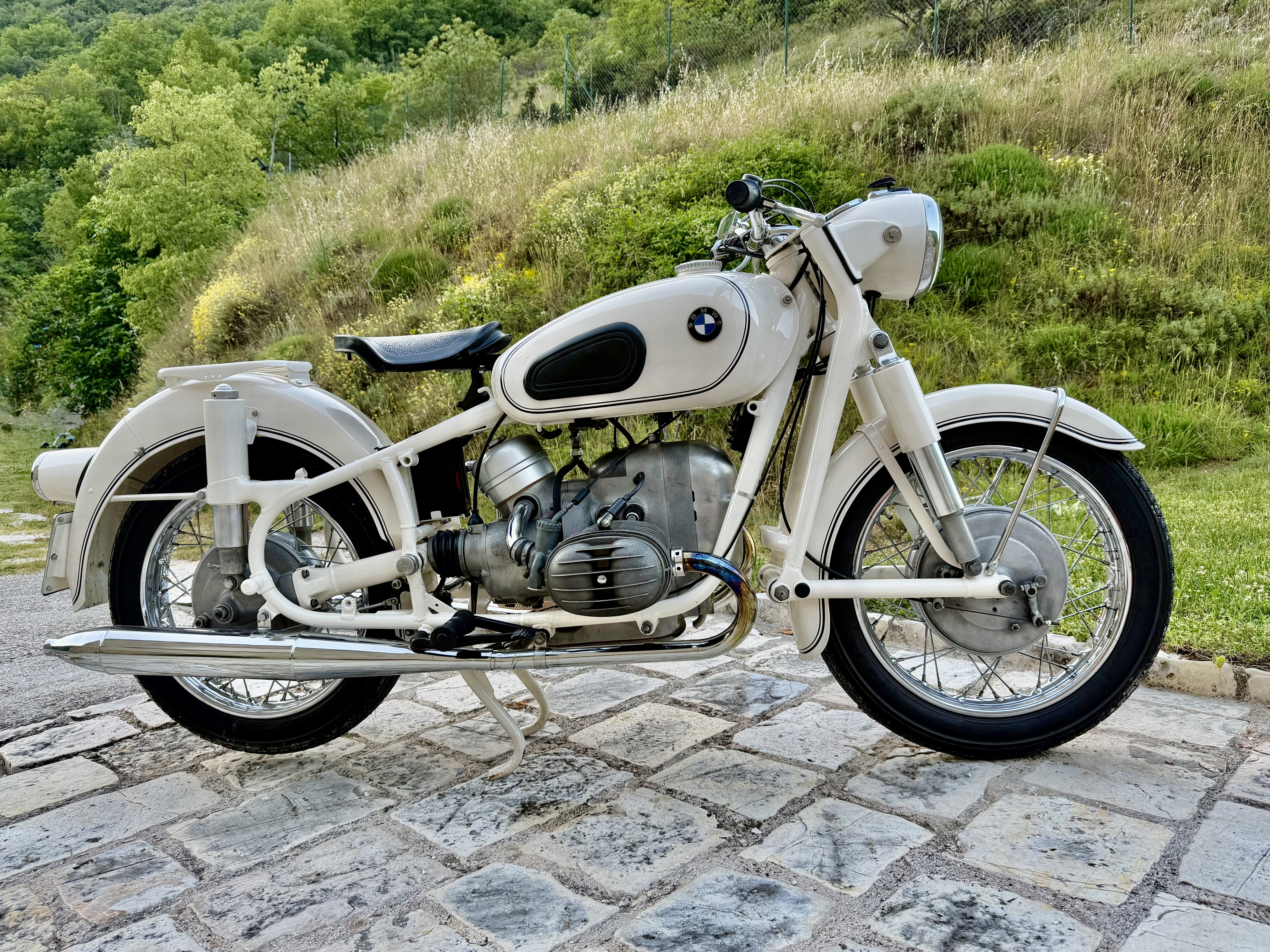 BMW R 50/2, Italy
#dustysocks